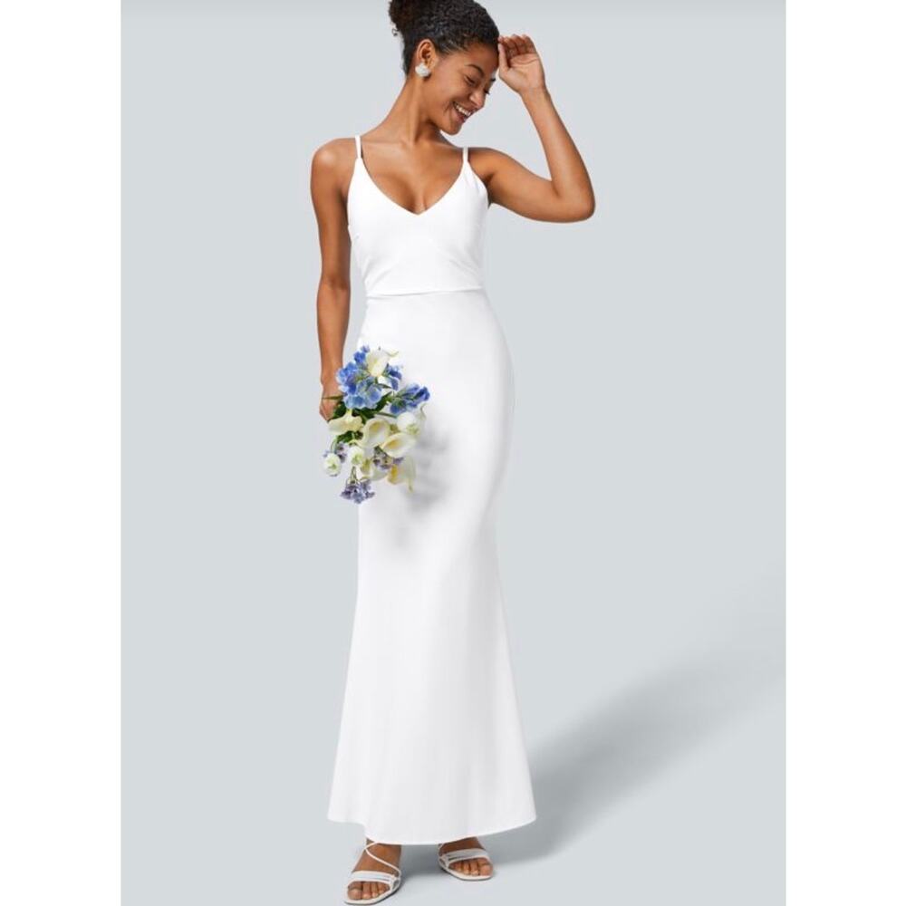 Halara Softlyzero Airy Backless Adjustable Strap … - image 1